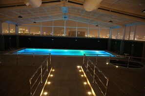 4 indoor pools - Quetzal (Riyadh)