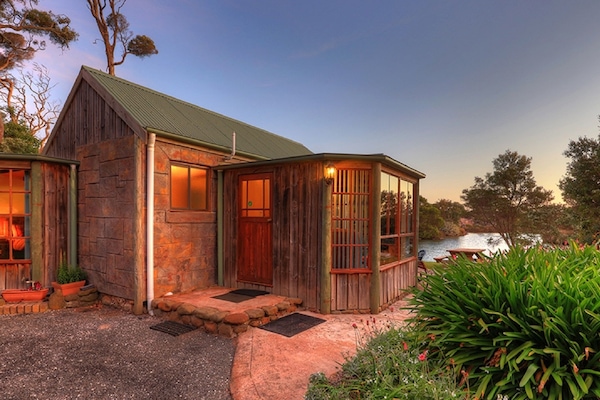 Romantic Cottage (Jetty Cabin)