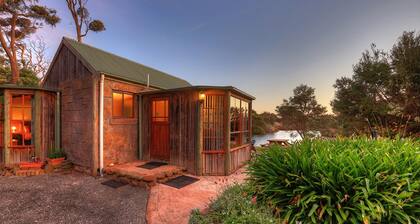 Stanley Lakeside Spa Cabins