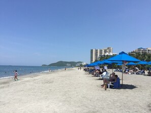 Beach nearby, white sand - Ricaurte Peñalisa Apt 4401 NF (Ricaurte)
