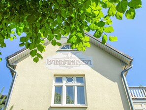 Uklassifisert bilde, 2 av 13, knapp