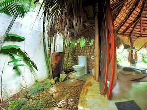 Luxury Tent, 1 King Bed, Non Smoking, Garden View | Bathroom | Shower, free toiletries, hair dryer, bidet - Casa Picaflor (Las Terrenas)