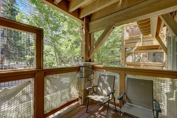 Terrace/patio - Town Pointe Condo | Walk to Town Lift & Main St | Hot Tub + Sleeps 10 (Park City)