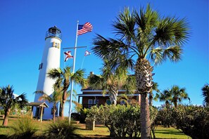 Exterior - Beach Front 3BR/3.5BA Pet Friendly! Private Boardwalk right out your door!! (Eastpoint)