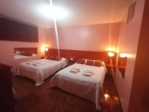 Comfort Quadruple Room, 2 Double Beds, Non Smoking