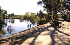 Outdoor dining - Home away from home. (Merredin)
