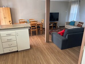 TV, foosball, video library - Home away from home. (Merredin)