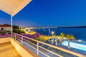 Terrace/patio - EXCLUSIVE LOCATION, BEACH APARTMENT "IVONA"! NEW OPEN SWIMMING POOL! (Trogir)