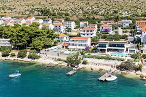 Exterior - EXCLUSIVE LOCATION BEACH APARTMENT "JAN"! NEW OPEN  SWIMMING POOL! (Trogir)