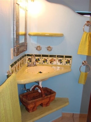 Dusche, Handtücher, Seife, Toilettenpapier