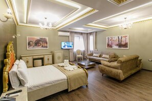 Soundproofing, iron/ironing board - Elite Palace (Tirane)