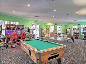 Spielezimmer