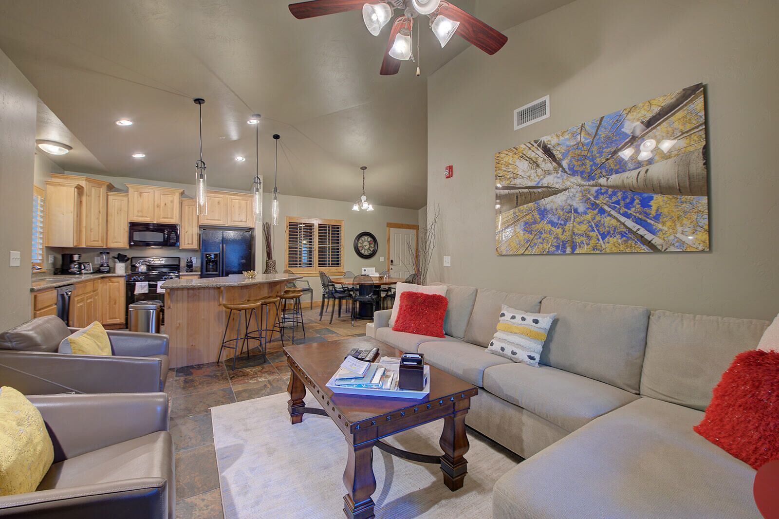 Top Floor - Bear Hollow Condo - 3 BD/2 BA