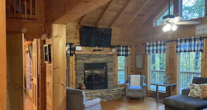 Spacious cabin surrounded by nature… w/ Pool table, Firepit....