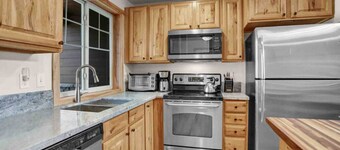 Rendezvous - Majestic Views|Hike|Bike|Ski