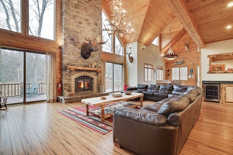 Smart TV, fireplace, DVD player, books