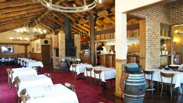 Restaurant - Mahogany Park (Cranbourne)
