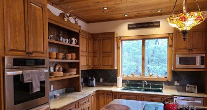 *HUGE 5000SF* Lake Wallenpaupack 250FT Lakefront,Beach Sleeps 12 +Boats included