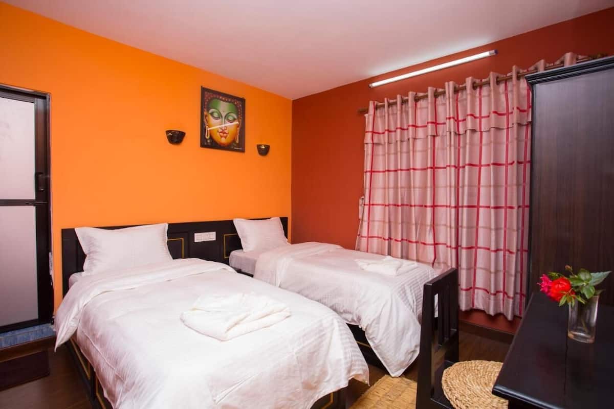 Habitación estándar con 2 camas individuales, 2 camas individuales | Servicios de la habitación