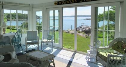 SALT WATER MAINE COTTAGE WITH DOCK - MINUTES TO BOTANICAL GARDENS