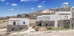 Exterior - Antiparos Homes - A beautiful holiday home with beach view for groups of 5 (Antiparos)