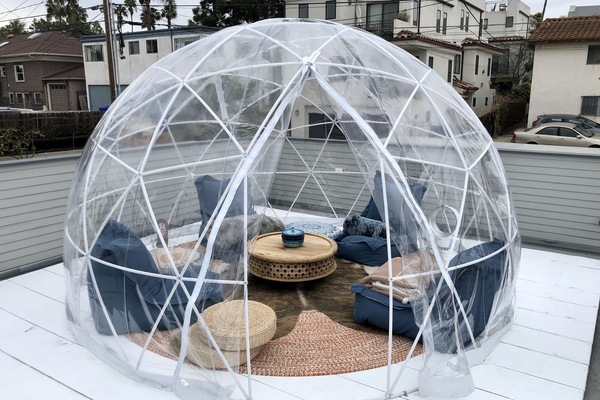 We are soooo excited to introduce our star gazing roof top igloo