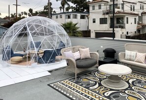 Terrace/patio - Perfectly located, Modern, custom built casita w/AC & rooftop igloo sunset deck (San Diego)