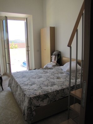 3 Schlafzimmer, Bügeleisen/Bügelbrett, WLAN, Bettwäsche