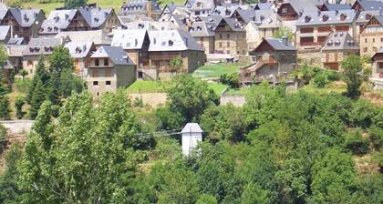 Kaunis asunto VILACissa 10 KM BAQUEIRA BERET 6D, WIFI SPECTACULAR VIEW