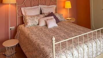 3 chambres, fer et planche Ă repasser, lit parapluie, Wi-Fi gratuit