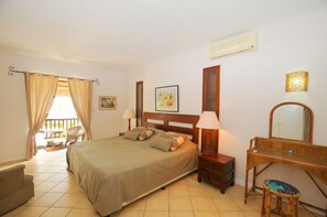 3 Schlafzimmer, Zimmersafe, Bügeleisen/Bügelbrett, Reisekinderbett