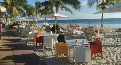 Villa Vista Curacao - First Class Villa with seaview, Palapalounge, private Pool