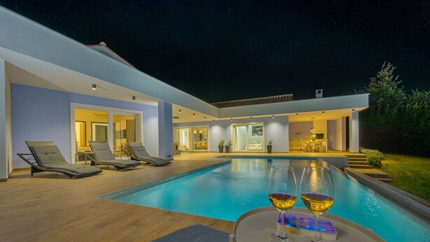 A heated pool - Villa Sicutti (Istria - Svetvinčenat) (Svetvinčenat)