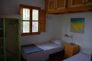 2 bedrooms, free WiFi, bed sheets