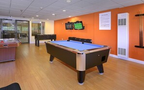 Game room - Enjoy the Holidays in a Colorado Mountain Loft (Avon)