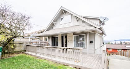 Käsityöläheellä henkeäsalpaavalla näköalalla Downtown Seattle