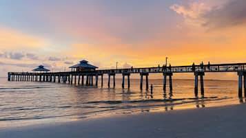 Sun-loungers, beach towels