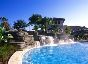 Outdoor pool, a heated pool - Orange Lake Resort: Next To Disneyworld, Near Universal, Sea World & Legoland (Kissimmee)