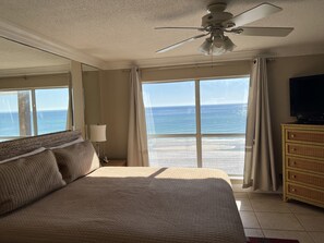 4 dormitorios, tabla de planchar con plancha, wifi y ropa de cama