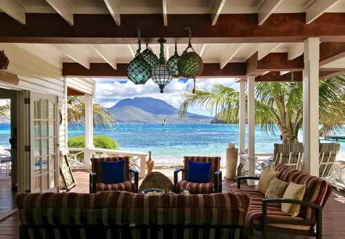 RIGHT ON THE BEACH! St Kitts Nature Lovers tranquil cottage.