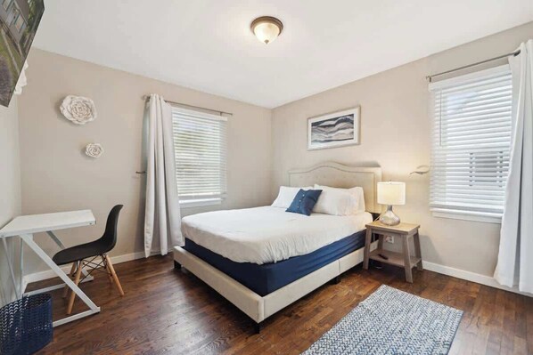 3 عدّة غرف نوم ومكتب ومكواة/لوح كي وواي فاي