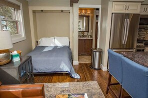 1 camera, ferro/asse da stiro, Wi-Fi, lenzuola