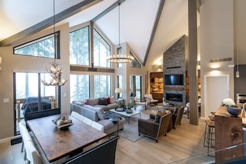 Open plan living and dining area