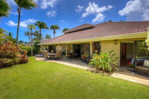 Terrace/patio - Prime Poipu Home - 4 Ground Floor Bedrooms, 3 Bathrooms,
near Hyatt. AC system. (Koloa)