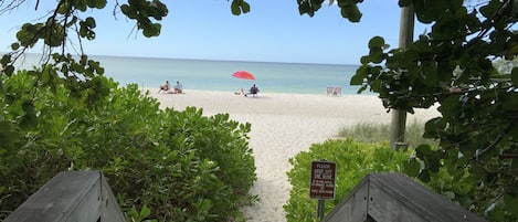 Sun-loungers, beach towels