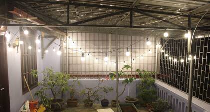Amazing private rooms to share with local family
