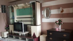Suite - Center Parkway Pension House (Kalibo)