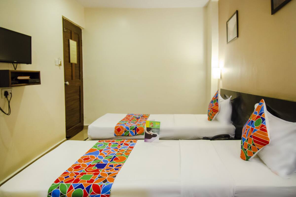 Rollaway beds, free WiFi