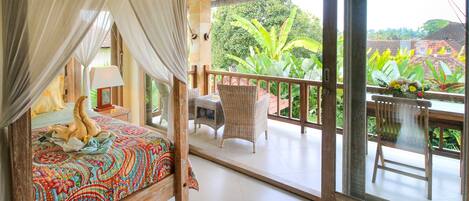 2 bedrooms, iron/ironing board, Internet