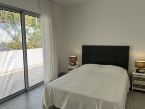 3 bedrooms, Internet